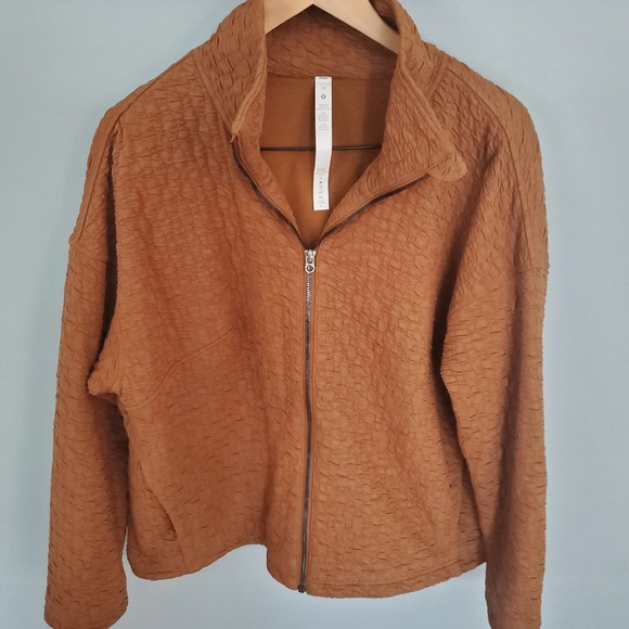 Lululemon Rippled Full Zip Jacket Size 10 - Picture 6 of 8